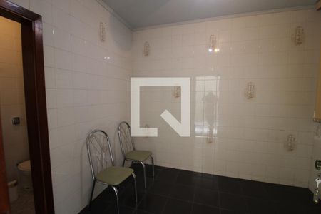 Casa à venda com 235m², 3 quartos e 6 vagasÁrea de Serviço