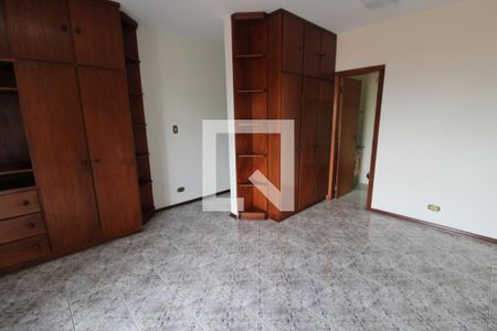 Casa à venda com 235m², 3 quartos e 6 vagasQuarto 1