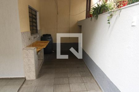 Casa à venda com 235m², 3 quartos e 6 vagasÁrea de Serviço
