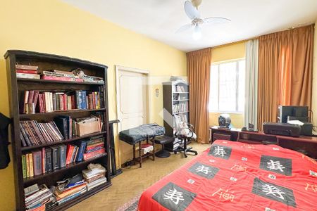 Apartamento à venda com 400m², 4 quartos e 2 vagas Apartamento à venda com 400m², 4 quartos e 2 vagasQuarto 04