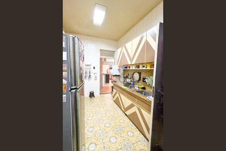 Apartamento à venda com 400m², 4 quartos e 2 vagas Apartamento à venda com 400m², 4 quartos e 2 vagasCozinha