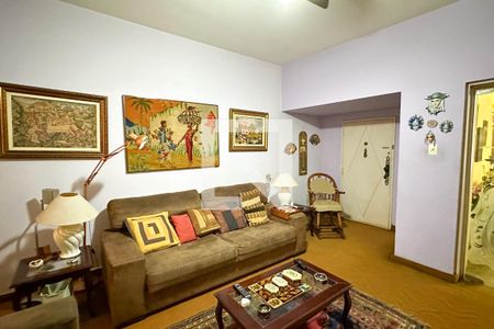 Apartamento à venda com 400m², 4 quartos e 2 vagas Apartamento à venda com 400m², 4 quartos e 2 vagasSala 02