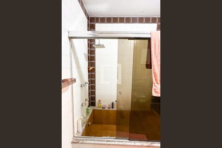 Apartamento à venda com 400m², 4 quartos e 2 vagas Apartamento à venda com 400m², 4 quartos e 2 vagasBanheiro 03