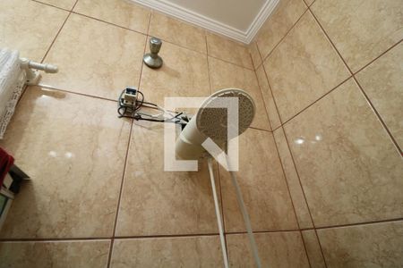 Casa à venda com 120m², 3 quartos e 1 vagaBanheiro