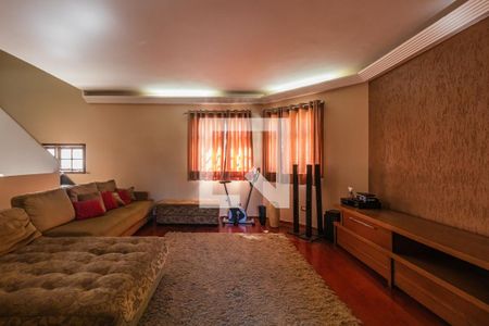 Casa de condomínio à venda com 640m², 4 quartos e 3 vagas Casa de condomínio à venda com 640m², 4 quartos e 3 vagasSala Privativa