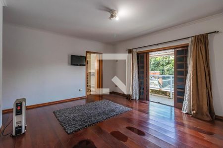 Casa de condomínio à venda com 640m², 4 quartos e 3 vagas Casa de condomínio à venda com 640m², 4 quartos e 3 vagasSuíte 4