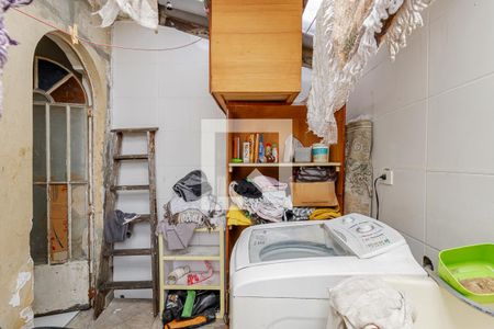 Casa à venda com 300m², 3 quartos e 2 vagas Casa à venda com 300m², 3 quartos e 2 vagasÁrea de Serviço