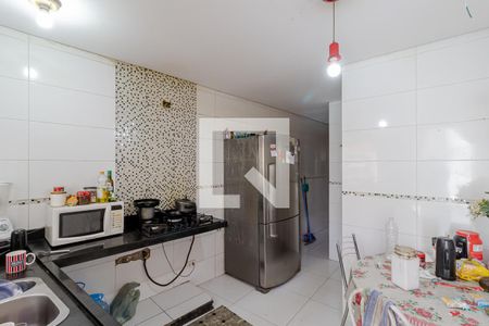 Casa à venda com 300m², 3 quartos e 2 vagas Casa à venda com 300m², 3 quartos e 2 vagasCozinha