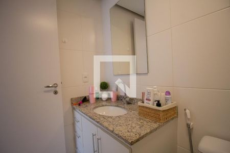 Apartamento à venda com 83m², 2 quartos e 1 vaga Apartamento à venda com 83m², 2 quartos e 1 vagaBanheiro da Suíte