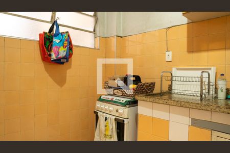 Apartamento à venda com 112m², 3 quartos e sem vaga Apartamento à venda com 112m², 3 quartos e sem vagaCozinha