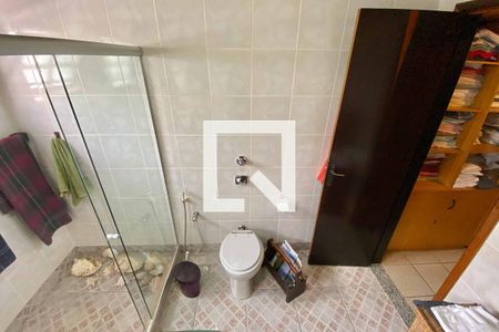 Casa à venda com 471m², 5 quartos e 2 vagasBanheiro do Quarto 2