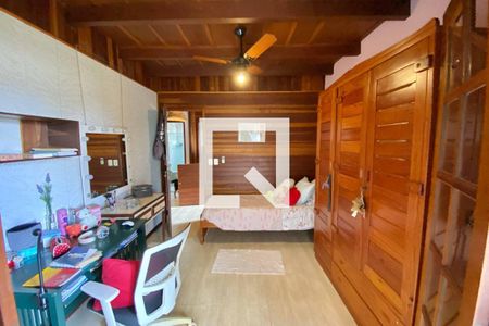 Casa à venda com 471m², 5 quartos e 2 vagasQuarto 1