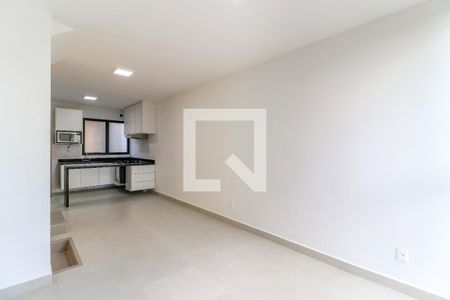 Casa de condomínio para alugar com 123m², 2 quartos e 2 vagas Casa de condomínio para alugar com 123m², 2 quartos e 2 vagasSala