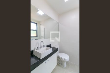 Casa de condomínio para alugar com 123m², 2 quartos e 2 vagas Casa de condomínio para alugar com 123m², 2 quartos e 2 vagasBanheiro da Suíte 2