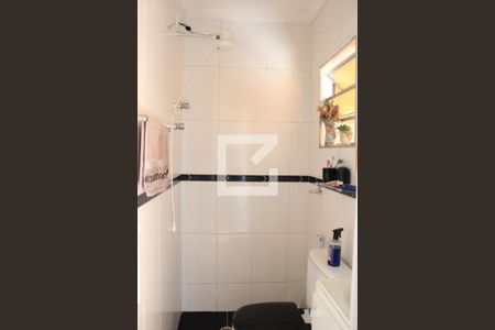 Casa à venda com 120m², 3 quartos e 1 vagaBanheiro 2