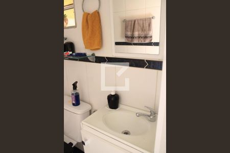 Casa à venda com 120m², 3 quartos e 1 vagaBanheiro 2