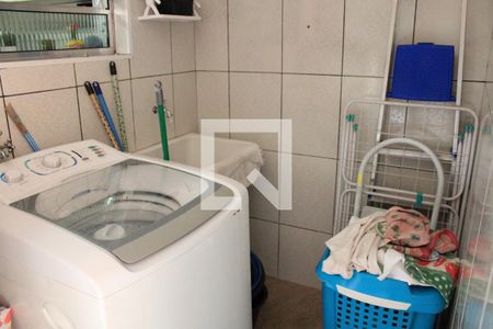 Casa à venda com 120m², 3 quartos e 1 vagaÁrea de Serviço