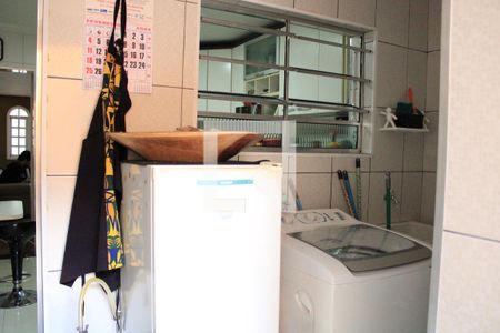 Casa à venda com 120m², 3 quartos e 1 vagaÁrea de Serviço