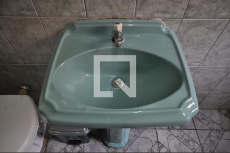 Casa à venda com 180m², 5 quartos e 3 vagasBanheiro 3