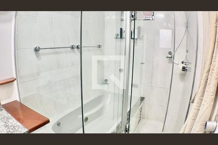 Apartamento à venda com 70m², 2 quartos e sem vagaBanheiro