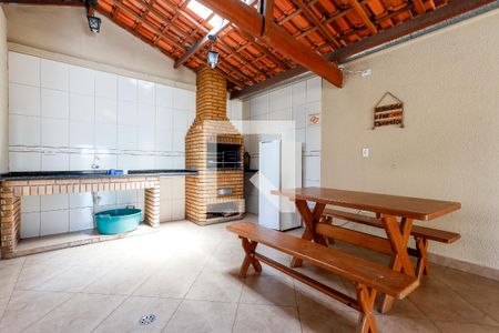 Apartamento à venda com 82m², 3 quartos e 2 vagas Apartamento à venda com 82m², 3 quartos e 2 vagasÁrea Comum - Churrasqueira