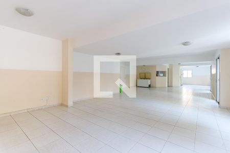 Apartamento à venda com 82m², 3 quartos e 2 vagas Apartamento à venda com 82m², 3 quartos e 2 vagasÁrea Comum - Salão de Festas