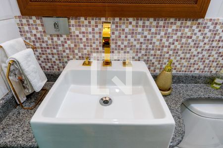 Apartamento à venda com 82m², 3 quartos e 2 vagas Apartamento à venda com 82m², 3 quartos e 2 vagasBanheiro