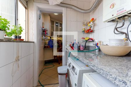 Apartamento à venda com 82m², 3 quartos e 2 vagas Apartamento à venda com 82m², 3 quartos e 2 vagasÁrea de Serviço