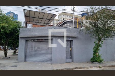 Casa à venda com 165m², 3 quartos e 1 vaga Casa à venda com 165m², 3 quartos e 1 vagaFachada