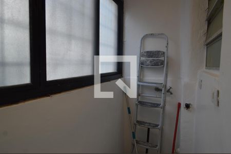 Apartamento à venda com 41m², 1 quarto e sem vagaÁrea de Serviço