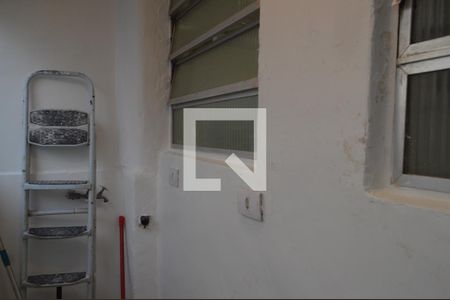 Apartamento à venda com 41m², 1 quarto e sem vagaÁrea de Serviço