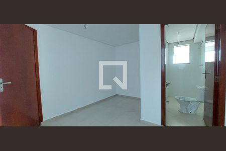 Casa à venda com 250m², 4 quartos e 4 vagas Casa à venda com 250m², 4 quartos e 4 vagasQuarto 4 suíte