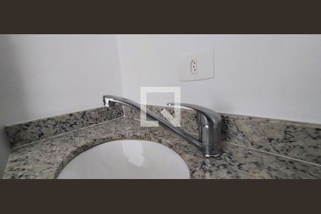 Casa à venda com 250m², 4 quartos e 4 vagas Casa à venda com 250m², 4 quartos e 4 vagasBanheiro Quarto 2 suíte