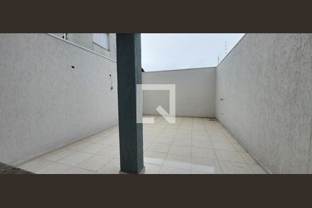 Casa à venda com 250m², 4 quartos e 4 vagas Casa à venda com 250m², 4 quartos e 4 vagasQuintal