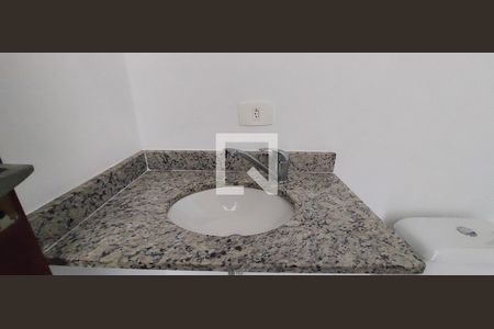 Casa à venda com 250m², 4 quartos e 4 vagas Casa à venda com 250m², 4 quartos e 4 vagasBanheiro Quarto 2 suíte