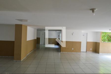 Apartamento à venda com 104m², 2 quartos e 1 vaga Apartamento à venda com 104m², 2 quartos e 1 vagaÁrea comum - Salão de festas