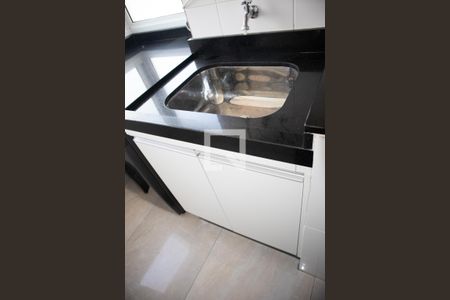 Apartamento para alugar com 60m², 2 quartos e 2 vagasCozinha e Área de Serviço