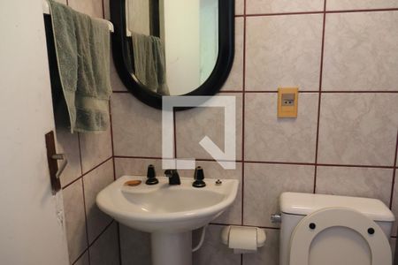 Casa à venda com 430m², 5 quartos e 2 vagasBanheiro2