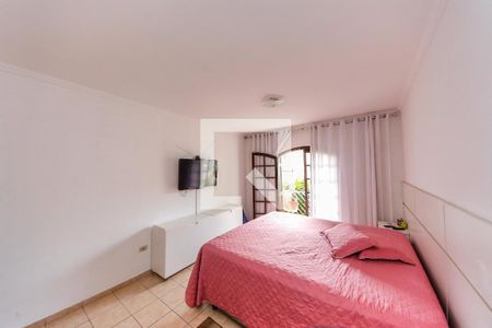 Casa à venda com 280m², 5 quartos e 4 vagasSuíte 2