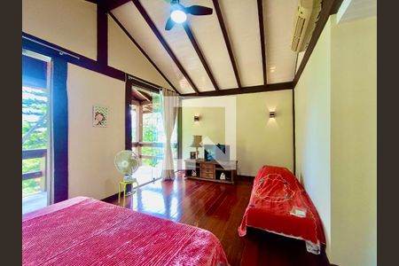 Casa à venda com 1217m², 4 quartos e 4 vagas Casa à venda com 1217m², 4 quartos e 4 vagasQuarto 3