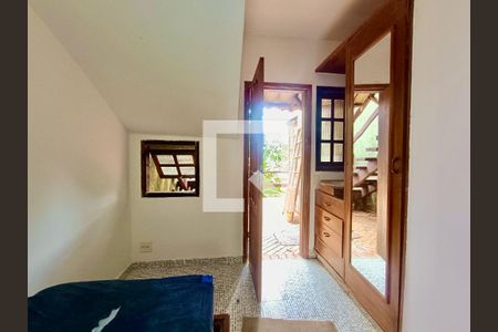 Casa à venda com 1217m², 4 quartos e 4 vagas Casa à venda com 1217m², 4 quartos e 4 vagasQuarto 2