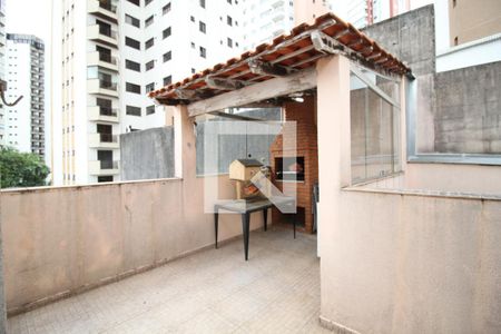 Casa à venda com 200m², 6 quartos e 2 vagasChurrasqueira