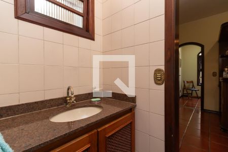 Casa à venda com 300m², 5 quartos e 3 vagasLavabo