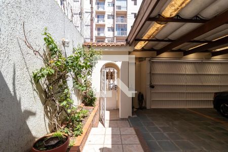 Casa à venda com 300m², 5 quartos e 3 vagasEntrada