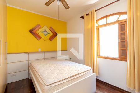 Casa à venda com 300m², 5 quartos e 3 vagasQuarto 4