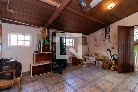 Casa à venda com 300m², 5 quartos e 3 vagasDepósito