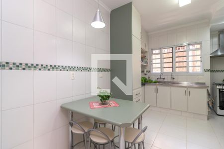 Casa à venda com 300m², 5 quartos e 3 vagasCozinha