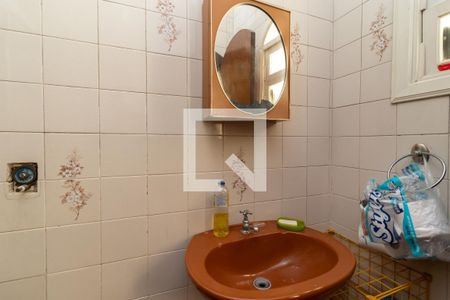 Casa à venda com 300m², 5 quartos e 3 vagasBanheiro de Serviço