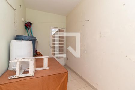 Casa à venda com 300m², 5 quartos e 3 vagasÁrea dos Fundos