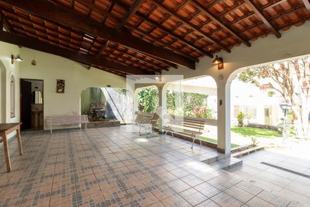 Casa à venda com 300m², 5 quartos e 3 vagasÁrea de Lazer